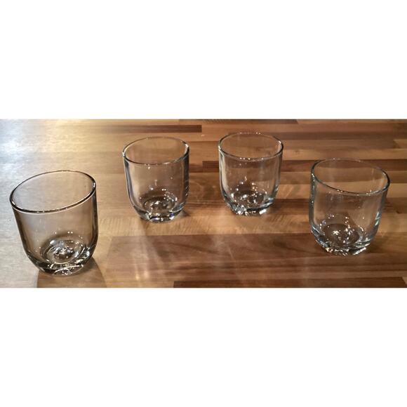 Vintage Roly Poly Clear Whiskey Glasses Molded Star Pattern on Bottom Set of 4 - Picture 1 of 12